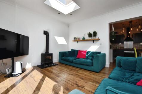 Lounge/ Orangery