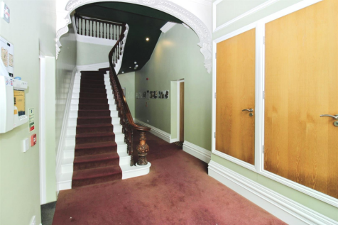 Private Entrance Hall