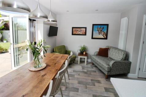 Fitted Kitchen and Living Area
