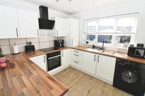 Fitted Kitchen