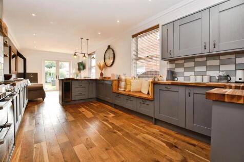Kitchen/Family Room