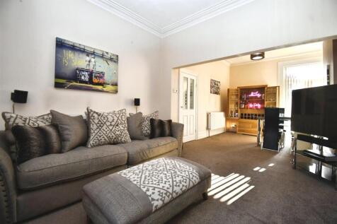 Through Lounge/Dining Room