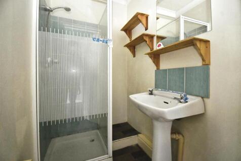 Ensuite shower room