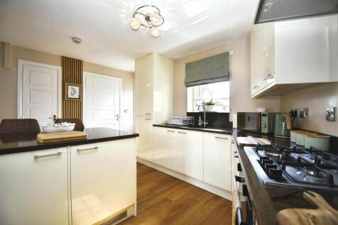 Open Plan Living/Dining/Kitchen