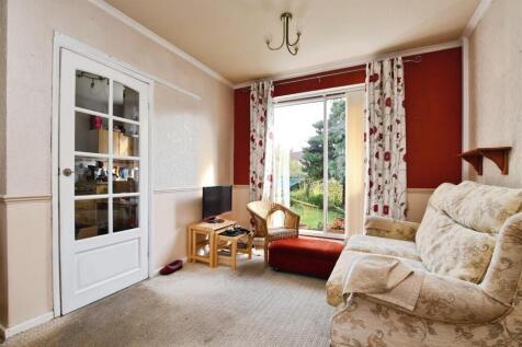 Through Lounge/Dining Room