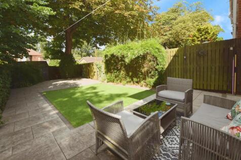 17b7e454-garden 20over.JPG
