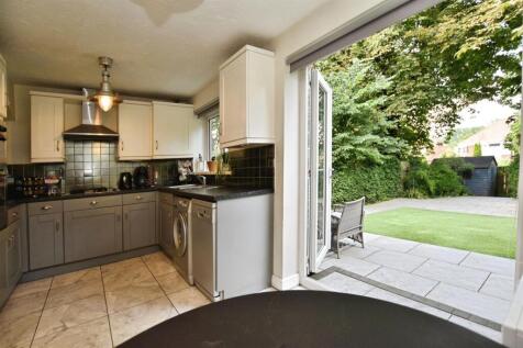 8f6ae4b6-kitchen 20diner.JPG