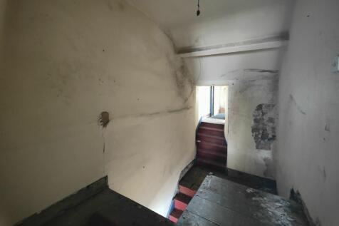 2nd Floor Landing