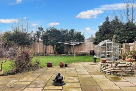 2 Daisyfield Garden
