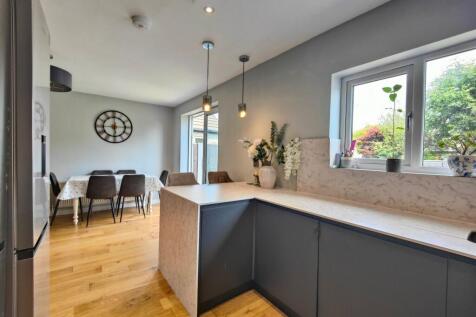 Sleek &amp; Modern