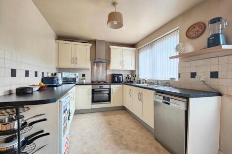 Light, Bright Kitchen