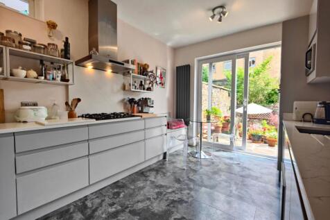 Sleek Kitchen