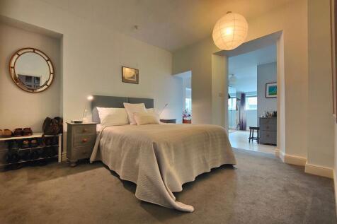 5 Bedrooms