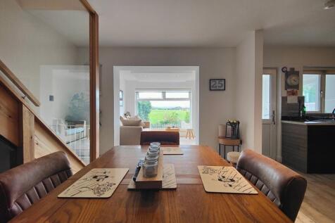Dine in Style