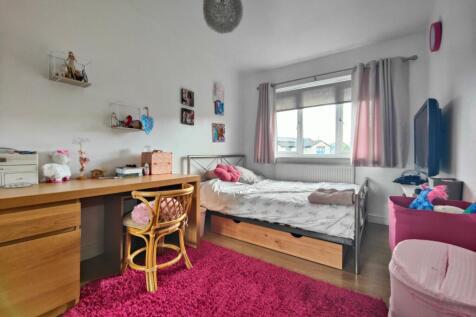 5/6 Bedrooms