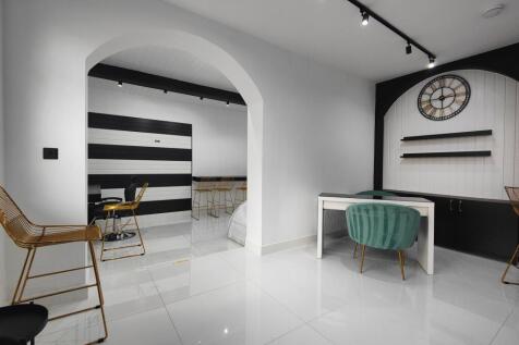 Sleek Client Reception