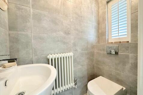 Guest Cloakroom