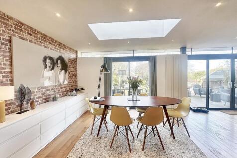 Open-Plan Kitchen/Diner
