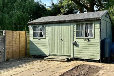 Garden/Guest Room