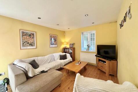 Annexe Lounge