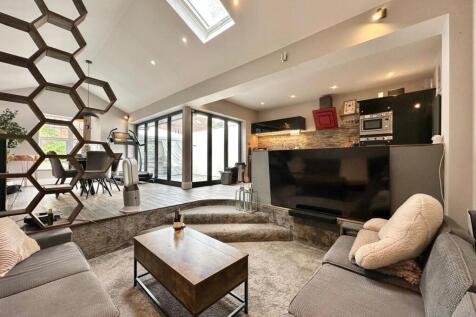 Kitchen/Living Room