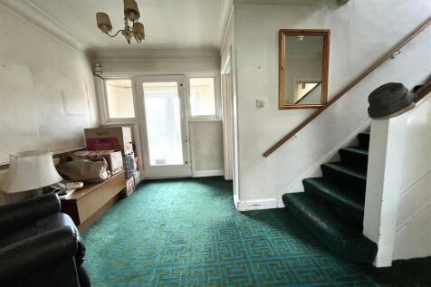 ENTRANCE HALL: PIC. 1