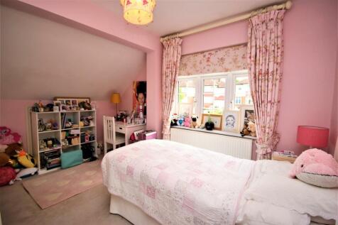 BEDROOM 3: