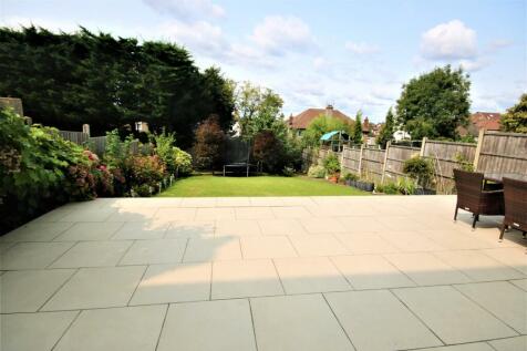 REAR GARDEN: PIC. 1
