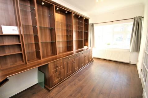 STUDY/RECEPTION ROOM 4: