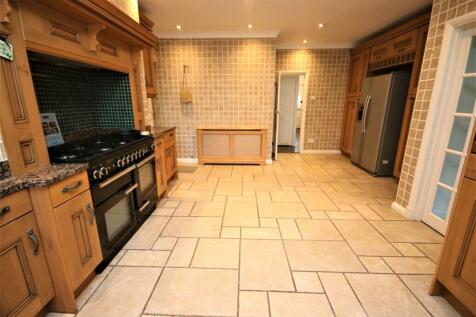 FITTED KITCHEN/DINER: PIC. 2