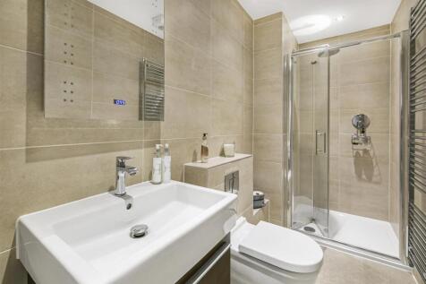 ENSUITE SHOWER ROOM
