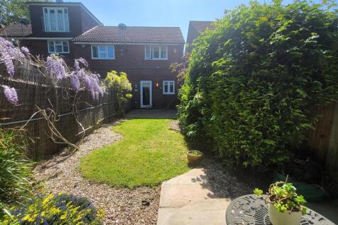 REAR ELEVATION OF PROPERTY: