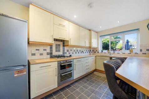 KITCHEN (pic 2)