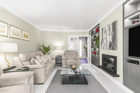 REAR RECEPTION