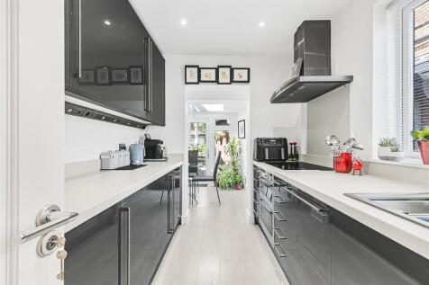 KITCHEN (pic 2)