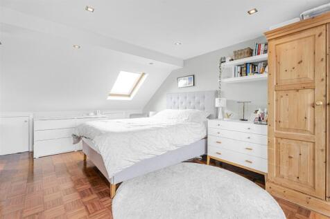 BEDROOM 1 (pic 2)
