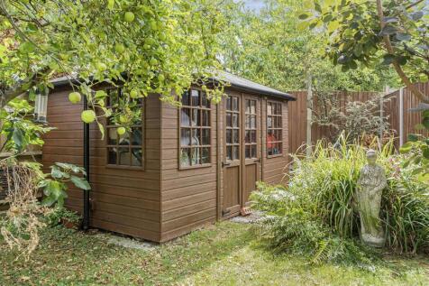 GARDEN (PIC 2)