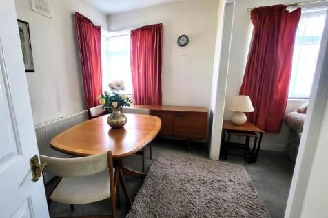 DINING ROOM (first floor)