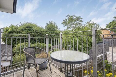 LIVING ROOM BALCONY