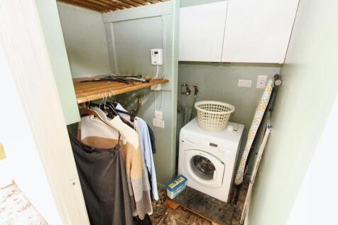 Washroom / Utility