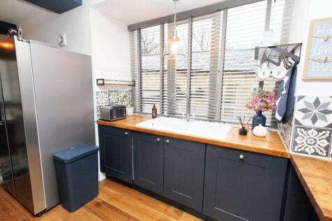 Open plan Lounge / Kitchen / Dining Area