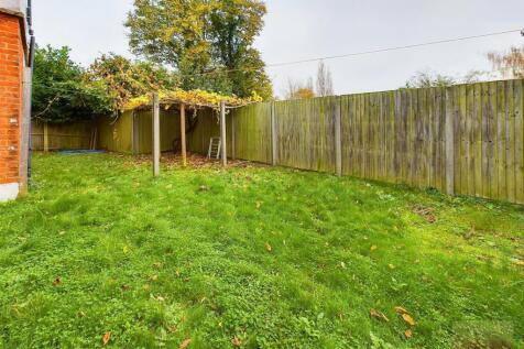 CAM01320G0-PR0272-STILL020.jpg