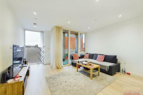 Kitchen/Living Area