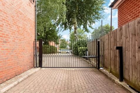 Gate