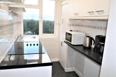 Kitchen new.JPG