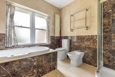 3 Rowney - Bathroom Alt.jpg