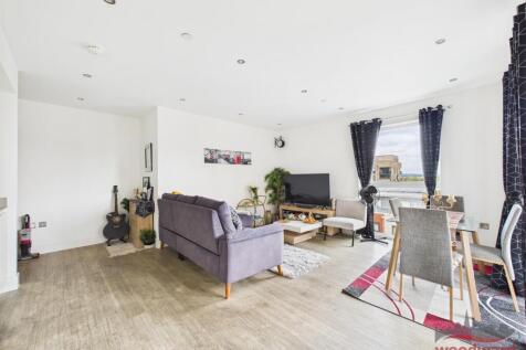 Kitchen/Living Area
