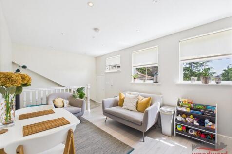 Kitchen/Living Area