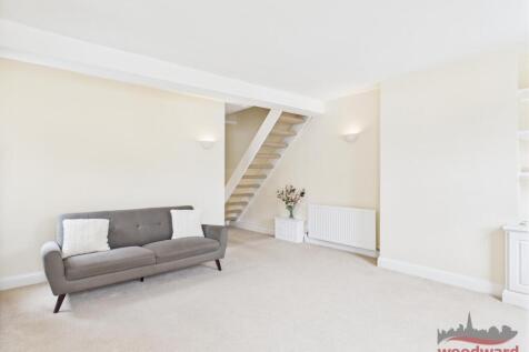 CAM01320G0-PR0349-STILL008.jpg