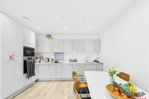 Kitchen/Living Area